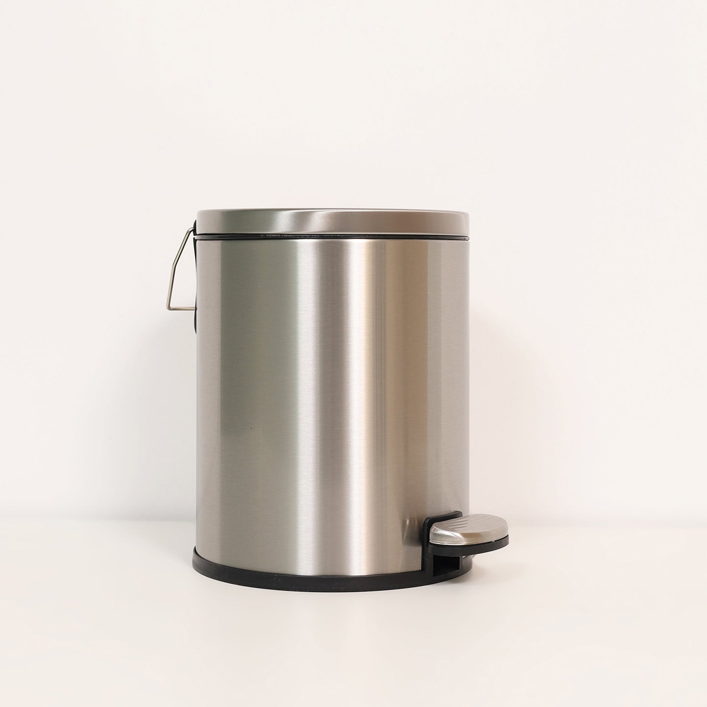 Pedal Ss Trash Can | Soft Close Dustbin