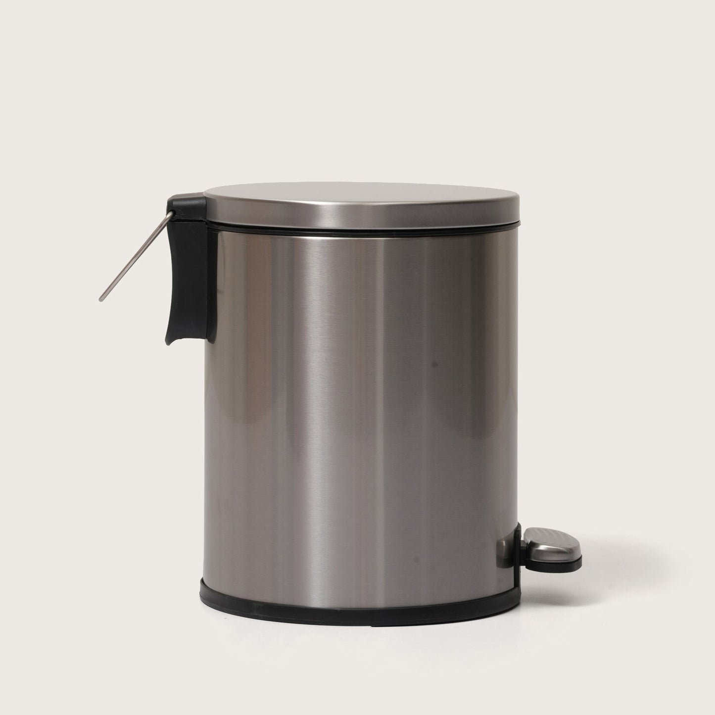 Silver Stainless Steel Pedal Dustbin - Round Step Trash Can