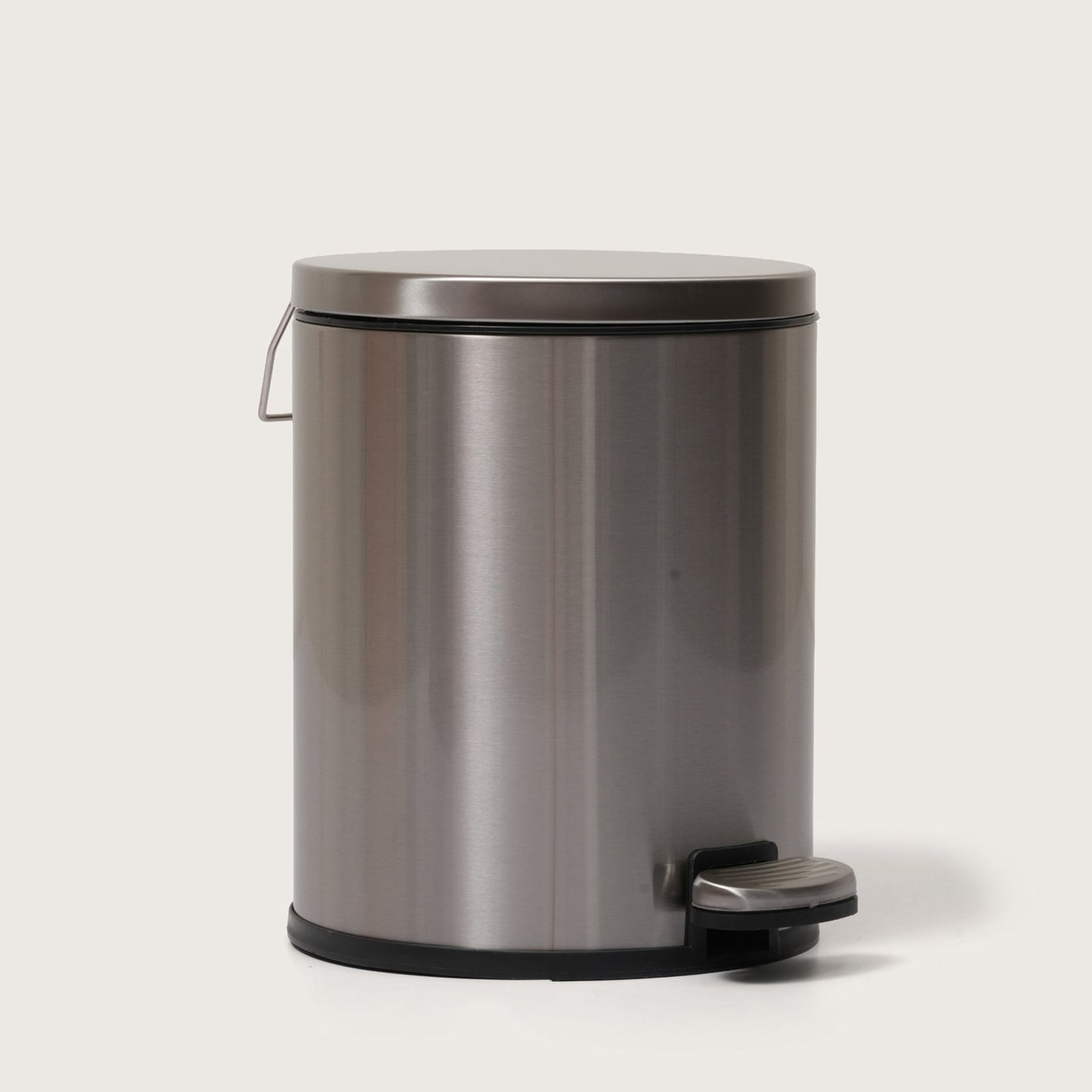 Silver Stainless Steel Pedal Dustbin - Round Step Trash Can