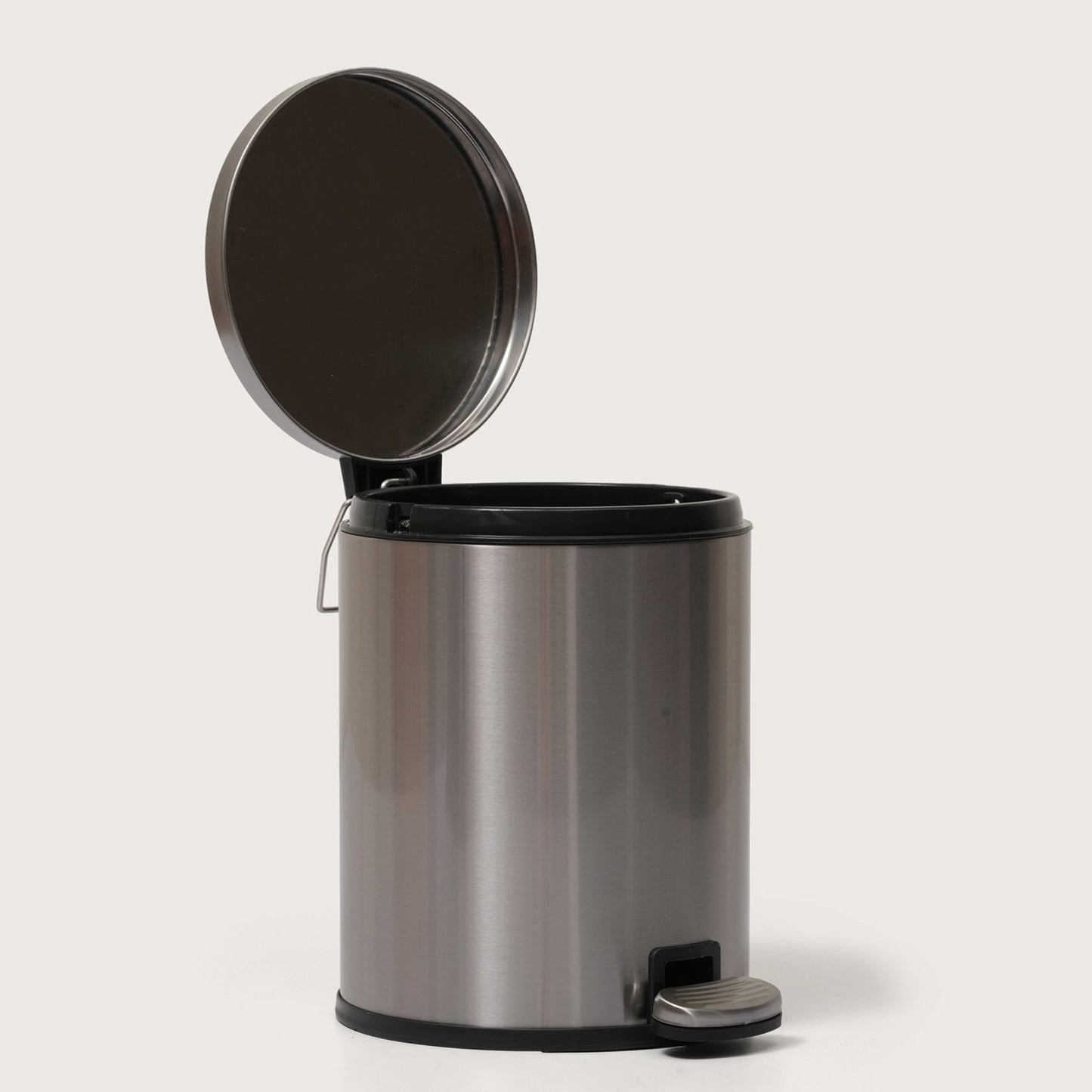 Silver Stainless Steel Pedal Dustbin - Round Step Trash Can